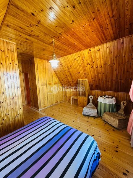 Foto 459d5c09-2713-4ff0-a69d-ce264945e224. Casa a Escalona