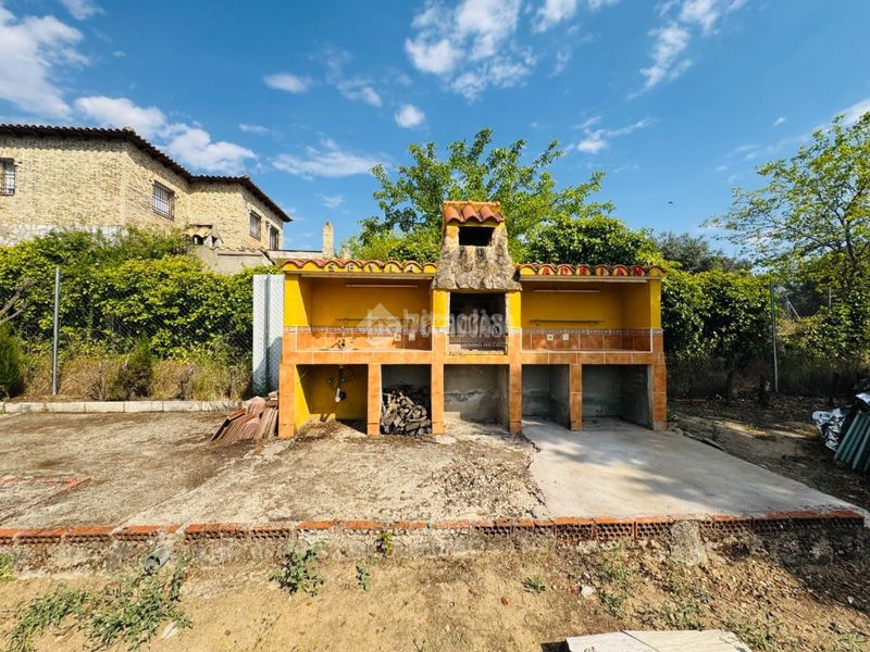 Foto b2b8a99b-ef1b-47ba-b63e-c9ff00f8ff8b. Casa amb calefacció a Hormigos