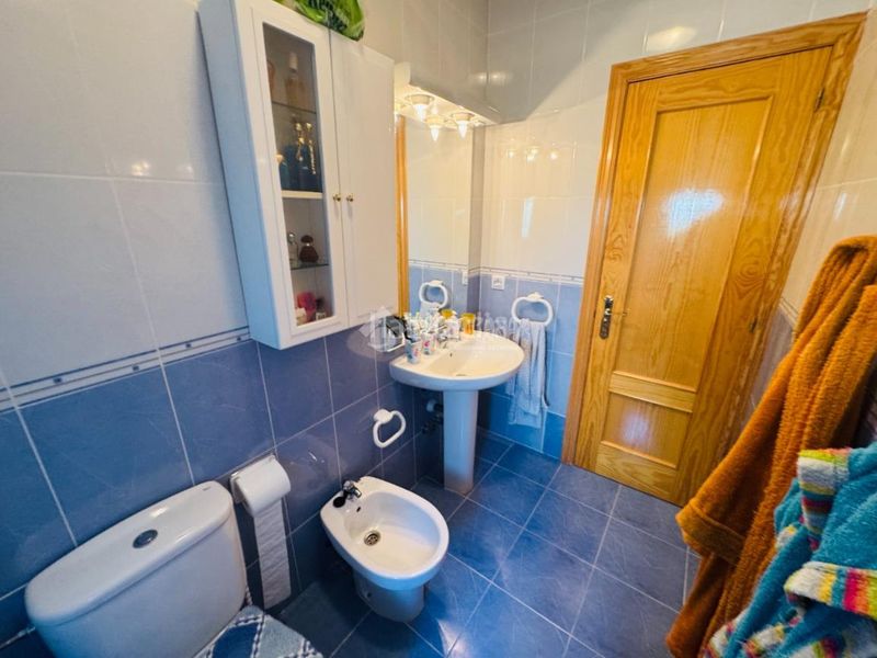 Foto dd7328aa-b4c3-47b9-b84e-472539b62232. Casa amb calefacció a Hormigos
