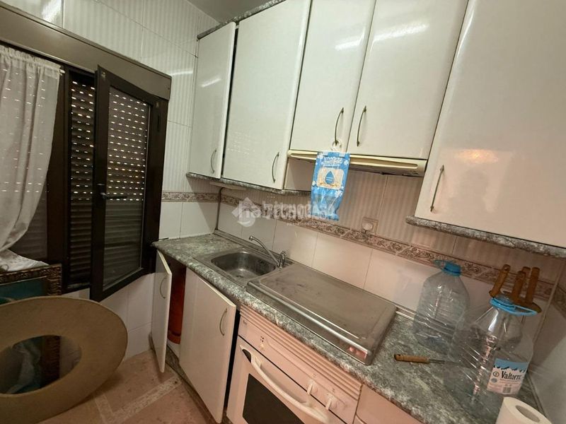 Foto 48da5c69-d178-4f30-ac3d-4cf75bd74170. Casa aparellada amb calefacció a Almorox