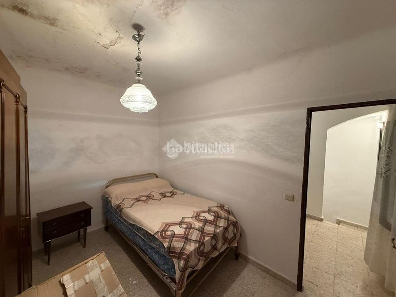Foto ef10aa5b-e6cb-4546-a1e6-841b9a92093f. Casa aparellada amb calefacció a Almorox