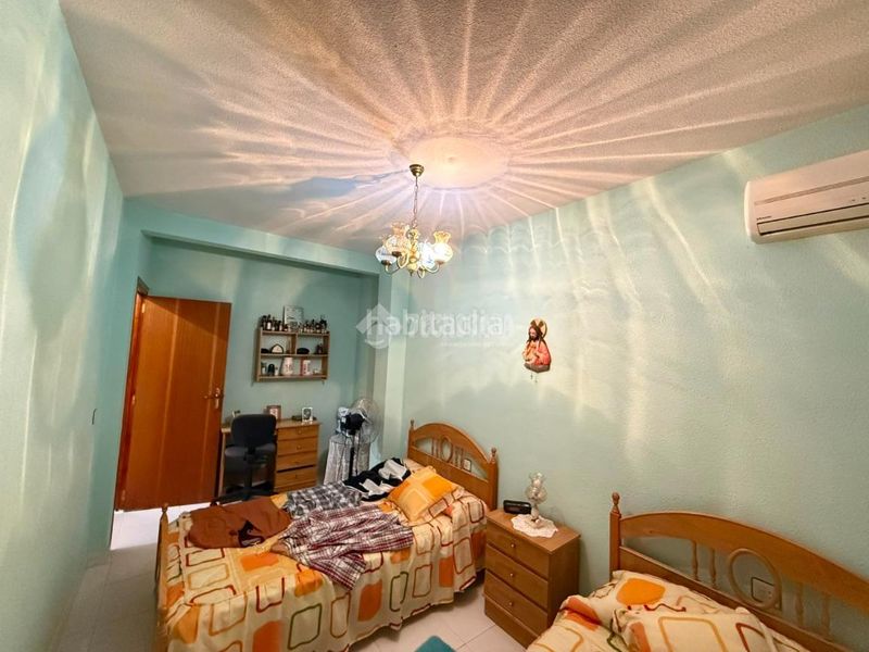 Foto d0a29d2f-c87d-431f-ae21-d527344a4950. Casa aparellada amb calefacció aparcament a Almorox