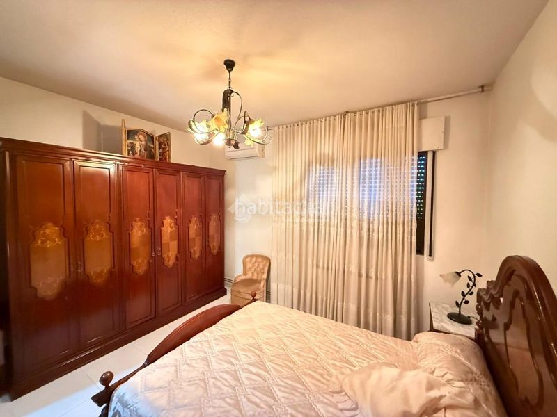 Foto f738d653-6af7-4b19-91a5-74bd2276d6a2. Casa aparellada amb calefacció aparcament a Almorox