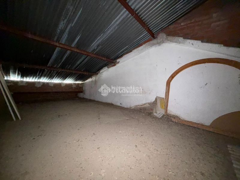 Foto eec41c79-c1d3-401a-a80f-4af1d1832189. Casa aparellada amb calefacció a Almorox