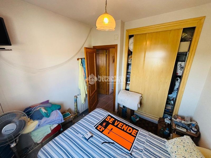 Foto e1eacebe-fe40-47ad-8da6-fba40b6e8f3d. Casa aparellada amb calefacció a Escalona