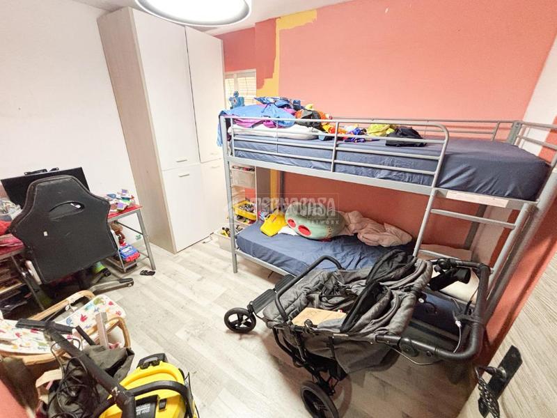 Foto 12c58f6a-1e0f-443c-8d4e-8eb9e5c9573a. Piso  en venta en Barrio Benicalap Valencia