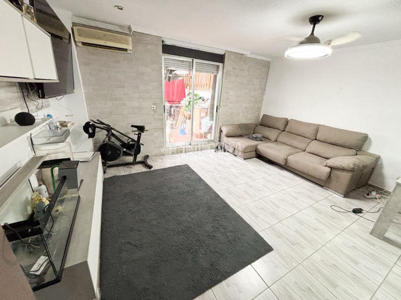 Foto 2e877c26-34fc-4689-8061-6de2983c2e28. Piso  en venta en Barrio Benicalap Valencia