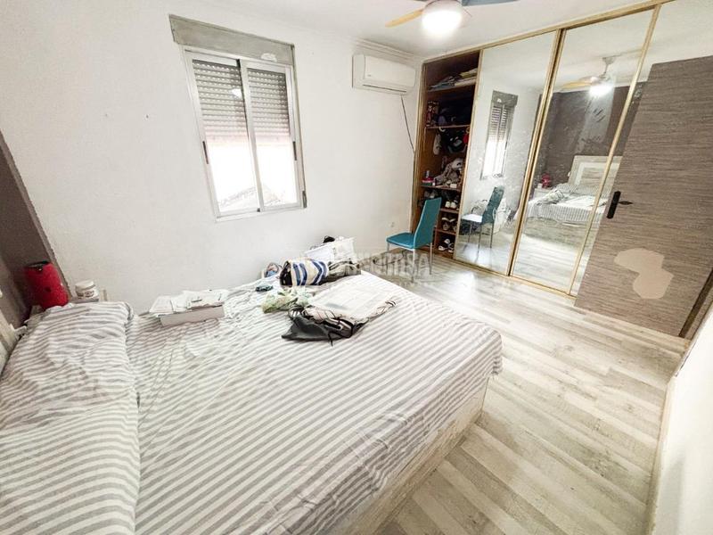 Foto 4b116b8e-23da-48f7-a4b2-00b2d2278a3a. Piso  en venta en Barrio Benicalap Valencia