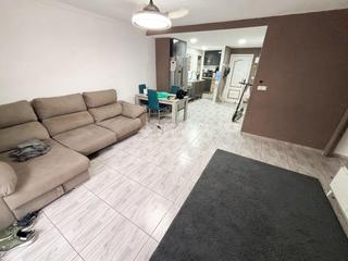 Pis en Barrio Benicalap. Piso en venta en valencia