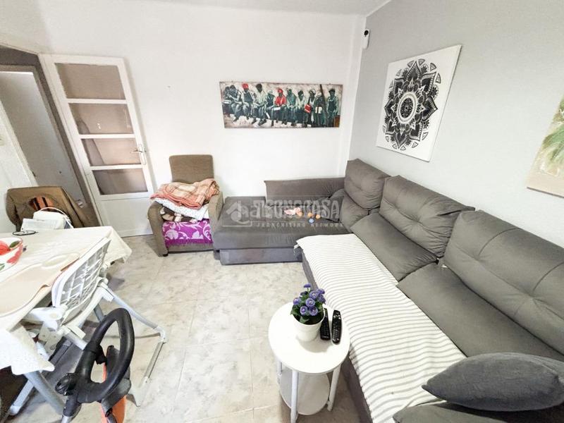 Foto fe090f61-6478-49d5-a94f-8c03be50d5e1. Appartamento in Barrio Benicalap Valencia