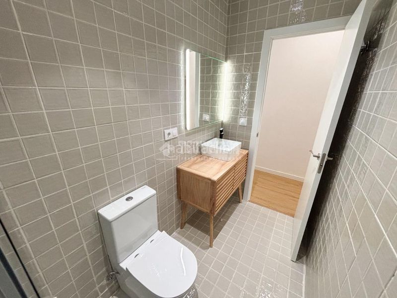 Foto 52cb7a1a-0f5c-4247-aa91-f19bbc913305. Pis a El Calvari Valencia