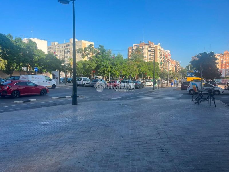 Foto b68c2ad0-2b4b-4b76-9e39-c56b83261d07. Pis a El Calvari Valencia