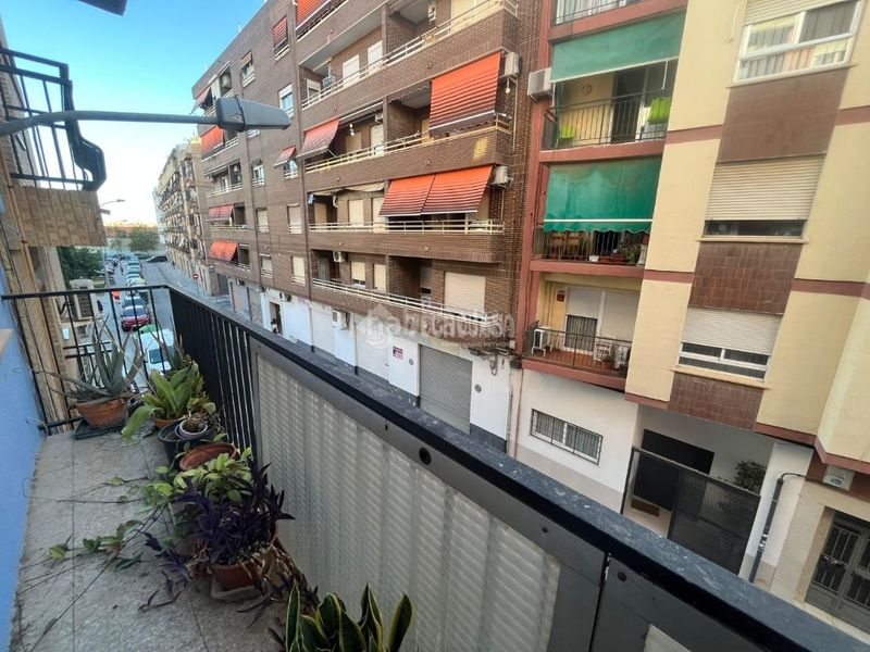 Foto 8dde230d-1fce-4bbe-afd9-22824a6397c5. Pis a Barrio Benicalap Valencia