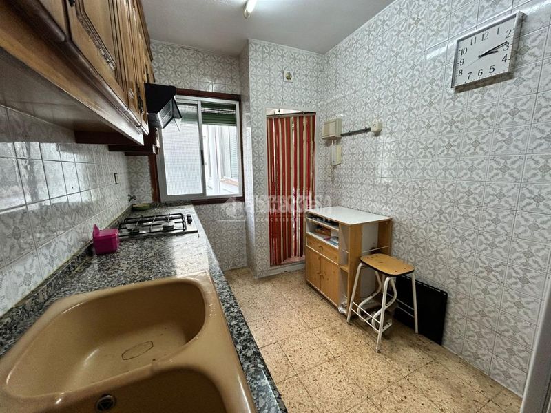 Foto c84d87a6-c156-4c7b-be0c-f791cecff1c4. Pis a La Constitución-Canaleta Mislata