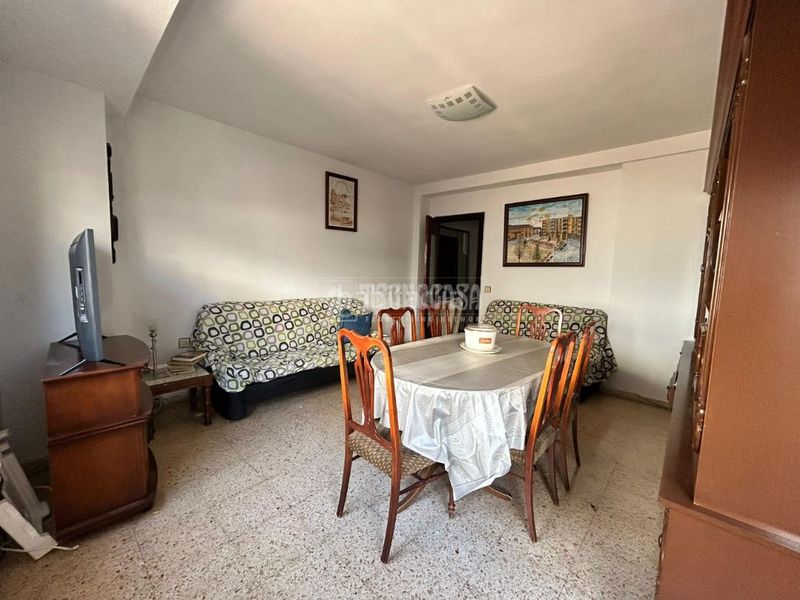 Foto ea2b3a66-7754-4a50-8613-509f599505b6. Pis a La Constitución-Canaleta Mislata