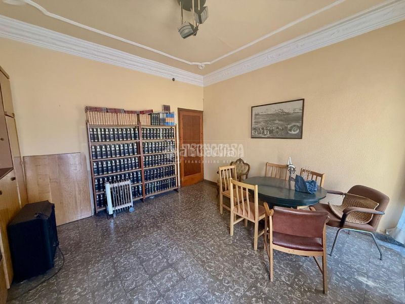 Foto d4057756-d43d-490b-8023-14f8a19907e5. Casa a La Constitución-Canaleta Mislata
