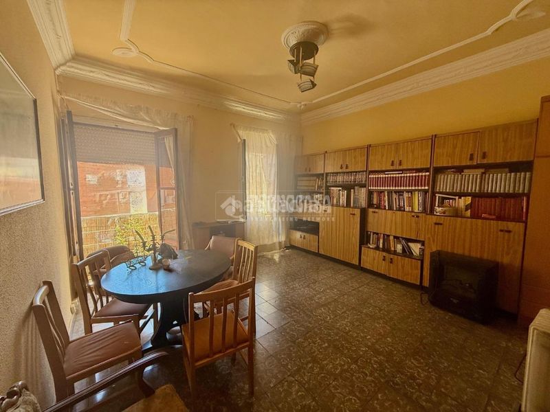 Foto eb825dcc-f979-4e64-9008-9bcf4cf5a815. Casa a La Constitución-Canaleta Mislata