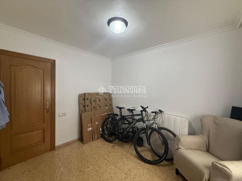 Foto e4360cff-1748-4059-b2e6-788aa84a2be2. Pis a Cardenal Benlloch Mislata