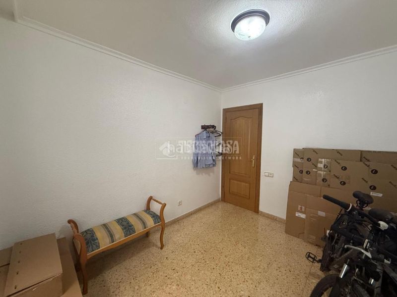 Foto f2d88ba0-bd15-4ae9-8ecf-a92794975433. Pis a Cardenal Benlloch Mislata