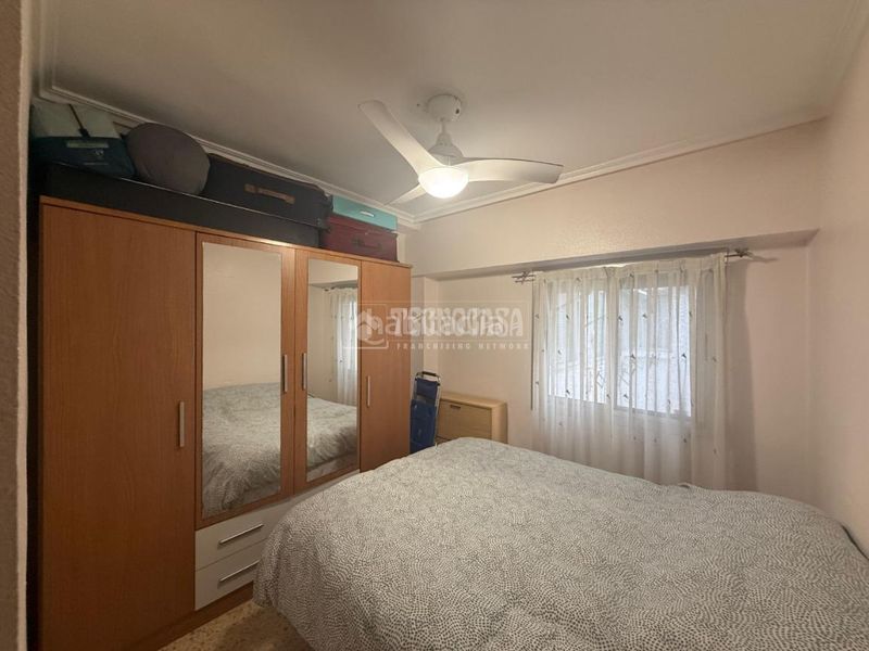 Foto f94ef18d-0bea-40e2-8ee9-f458e3ebbf27. Pis a Cardenal Benlloch Mislata