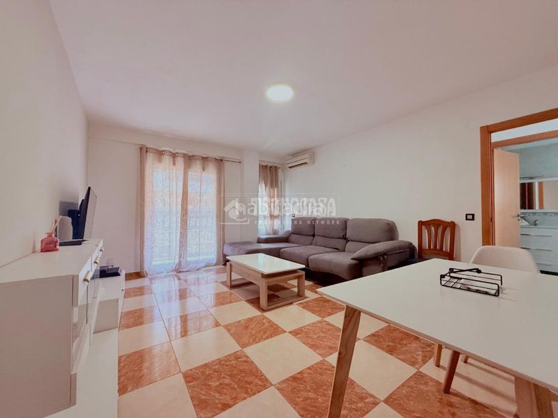Foto 594d529f-a3f5-4432-a3d9-9cb0ea28a71d. Piso  en venta en País Valencià Mislata