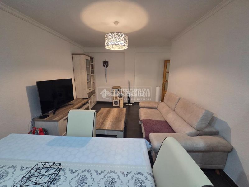 Foto 7e0a268a-ca69-4354-bee0-c3d42fd8dc1c. Pis a Cardenal Benlloch Mislata