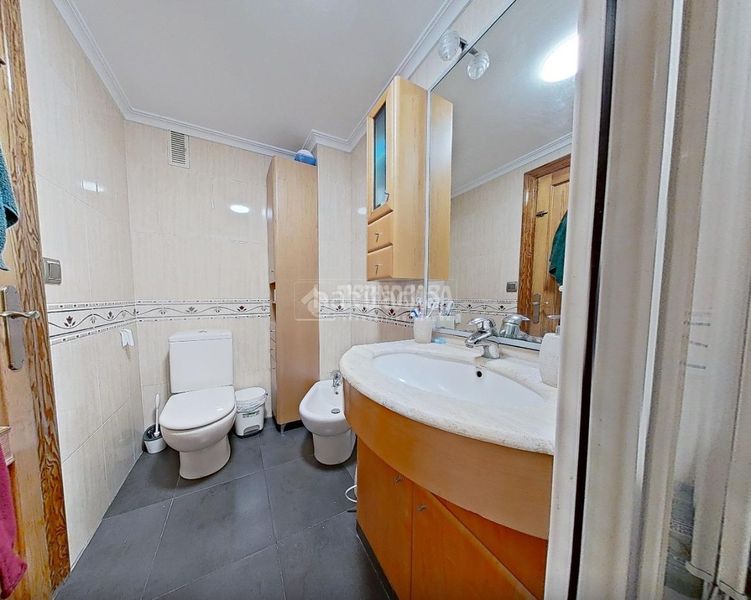 Foto bc6c9124-4afe-4c77-a33c-f737f00742c1. Pis a Cardenal Benlloch Mislata