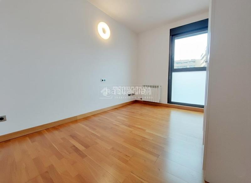 Foto 956fb775-d615-48ca-a47a-d519bb0442dc. Affitto appartamento in Miralbueno Zaragoza