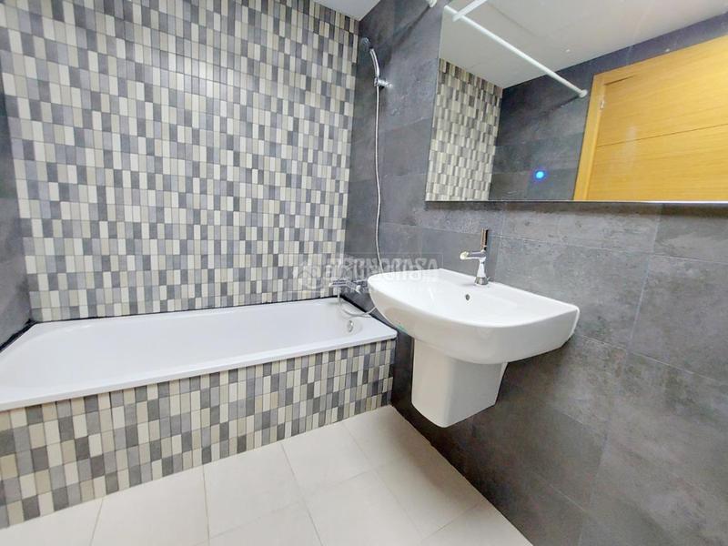 Foto a3d90a05-c1a1-4936-a8bb-f5dc458eddd3. Affitto appartamento in Miralbueno Zaragoza