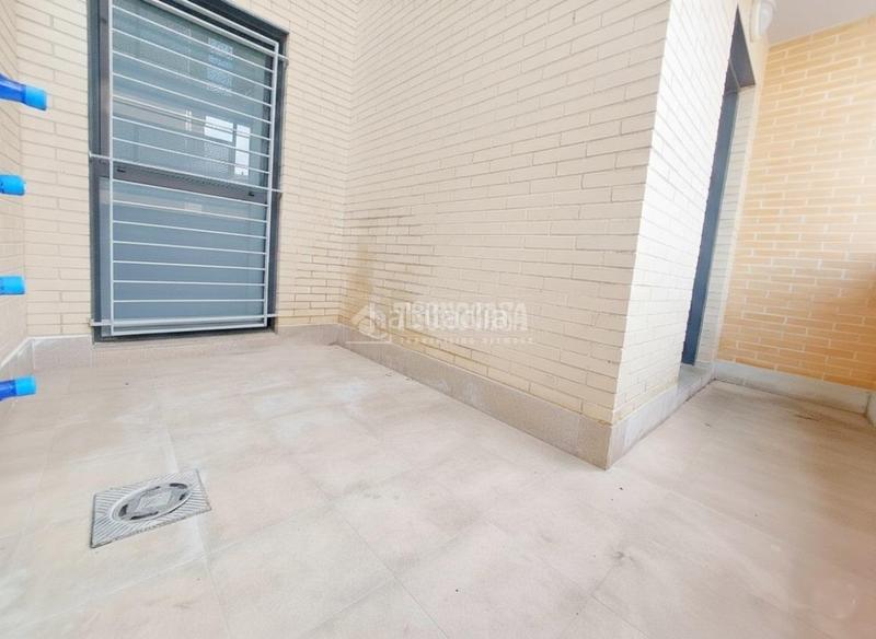 Foto 3bd46b54-662b-4cca-b4f5-06db1359ee77. Alquiler piso  en alquiler en Miralbueno Zaragoza