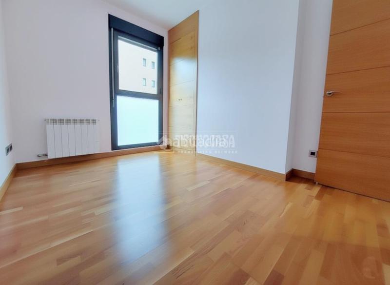 Foto 3e184485-ddb3-44db-80b6-fdee095570eb. Location appartement dans Miralbueno Zaragoza