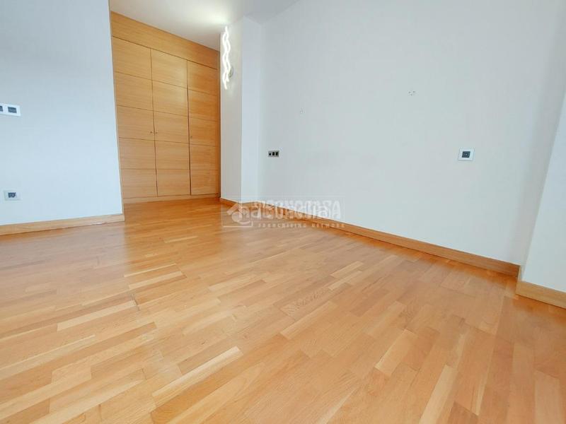 Foto 56502cb9-74fe-4c66-b390-23b93d40681d. Location appartement dans Miralbueno Zaragoza