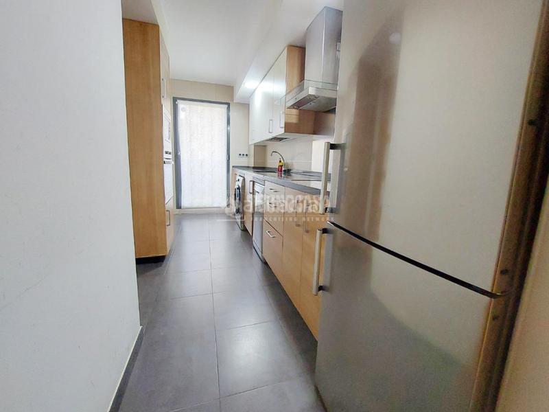 Foto 74dcd383-2fab-4beb-9c7c-a4c8538f8bb7. Location appartement dans Miralbueno Zaragoza