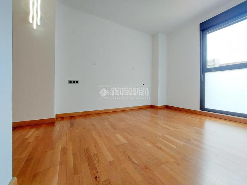 Foto 83cc2f29-67bb-46ea-92ad-d3a6fb6fad55. Location appartement dans Miralbueno Zaragoza