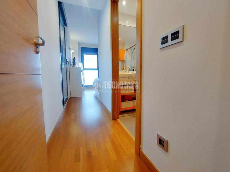 Foto 81417e6f-b637-48bc-a45a-39ed0dfd1d5e. Flat with heating parking pool in Miralbueno Zaragoza