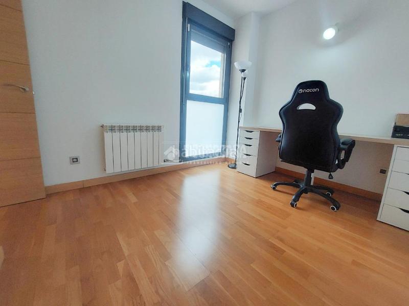 Foto a4b85975-da5a-4523-879a-8affe519a539. Flat with heating parking pool in Miralbueno Zaragoza