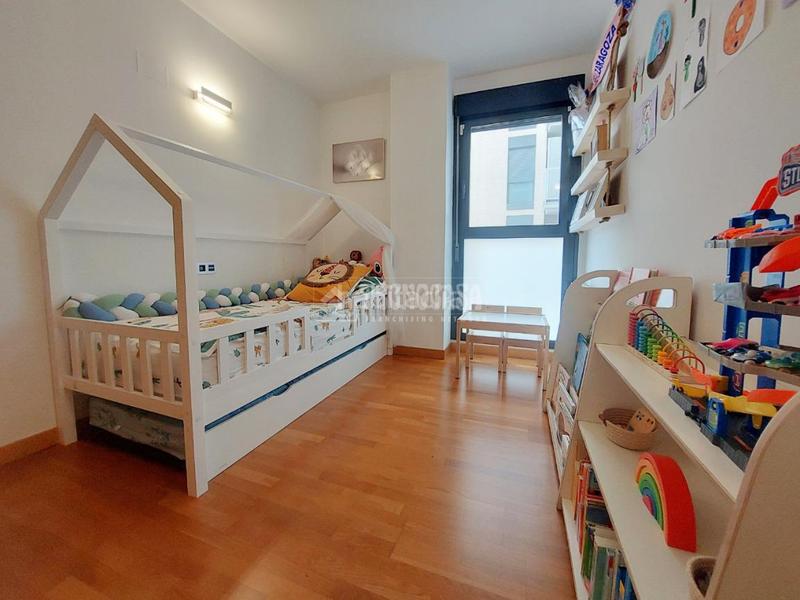 Foto ac69cbaf-ac4d-4f58-b74f-fb5cc14b4785. Flat with heating parking pool in Miralbueno Zaragoza