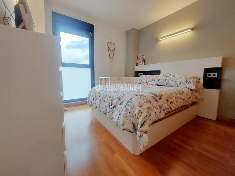 Foto f3ebdf73-01bc-49a2-a97c-ff7f4769f8ca. Flat with heating parking pool in Miralbueno Zaragoza