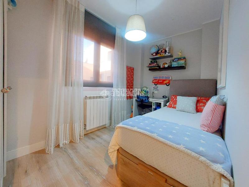 Foto 2eb8f68a-ff94-402c-b376-96b95a3b8a18. Appartamento con riscaldamento parcheggio in Miralbueno Zaragoza