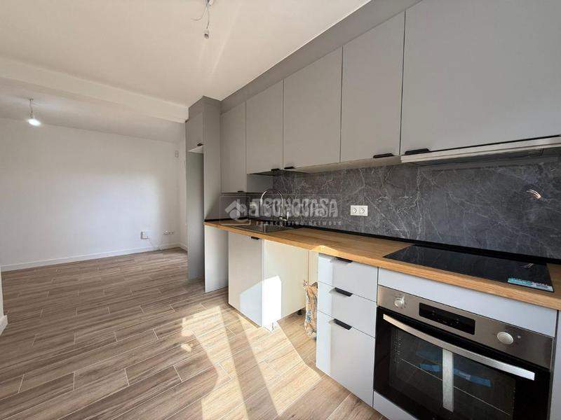 Foto 8dfa5361-109f-4204-ad0f-fe7eb26a06aa. Etagenwohnung mit heizung in Centro Alcobendas