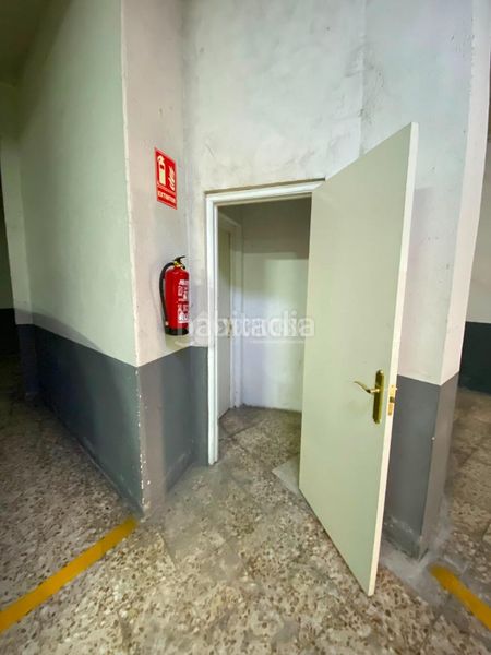 Foto 47dfafda-8fa2-4b96-964f-c76bb19a9748. Aparcament cotxe a Centro Alcobendas