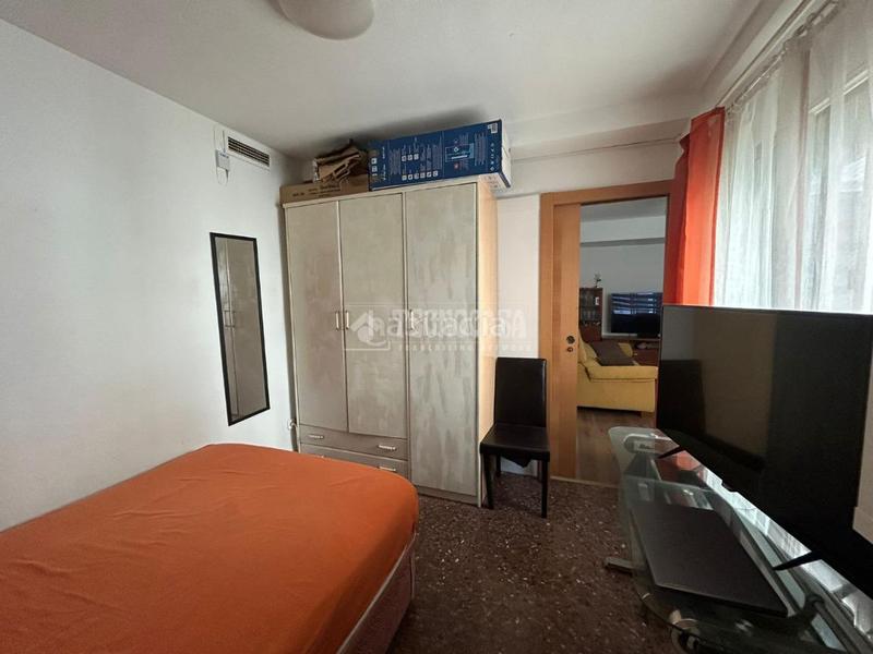 Foto 0e47efdb-04ad-48b0-831f-6ca81e2a958a. Piso  en venta en La Creu Coberta Valencia