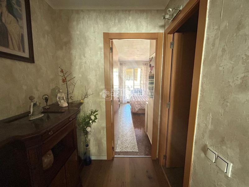 Foto 31c59556-cbda-4d7f-a24b-c415f5e079b7. Piso  en venta en La Creu Coberta Valencia