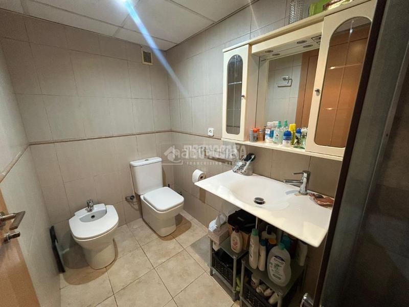 Foto 425d6475-0979-48c0-8280-48ed04363a08. Piso  en venta en La Creu Coberta Valencia