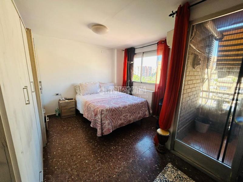 Foto 8be1a1ce-3fc1-4835-8500-f00875253baf. Piso  en venta en La Creu Coberta Valencia