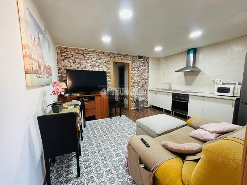 Foto cf8f2f31-f8e8-4049-b5f0-cef6ec7d20a8. Piso  en venta en La Creu Coberta Valencia