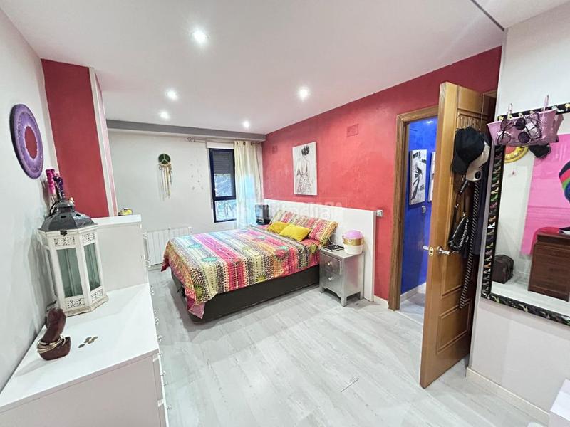 Foto 6f7438b8-f1e4-48ce-8af4-10562d10f024. Pis amb aparcament a Camí Reial Valencia