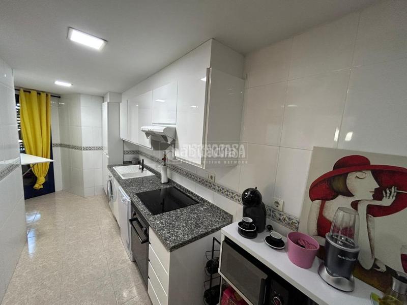 Foto 937abacb-5ac6-40be-b710-6b90a0eeafc5. Pis amb aparcament a Camí Reial Valencia