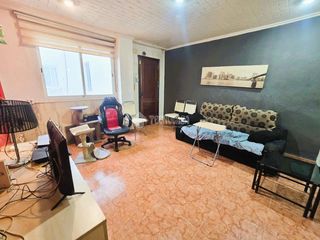 Etagenwohnung in La Creu Coberta. Piso en venta en valencia