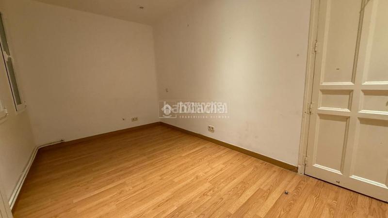 Foto aea84a03-33b7-4965-b74b-ca0896dce9fe. Piso  en venta en Embajadores-Lavapiés Madrid